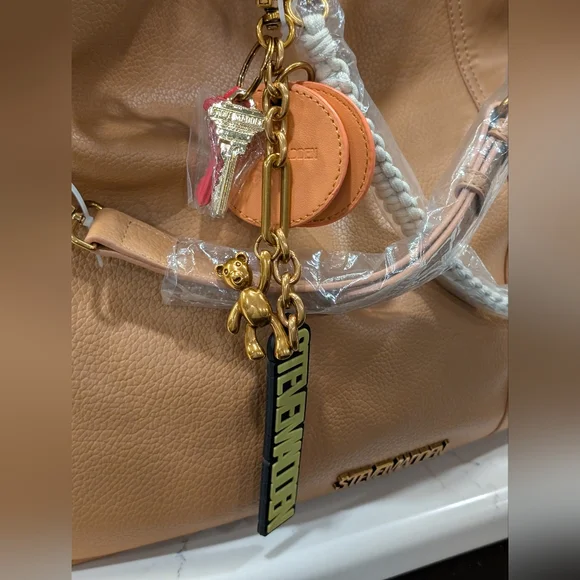 Steve Madden Bodie Tote - NWT - Tan 16x13 Inches - Picture 6 of 16